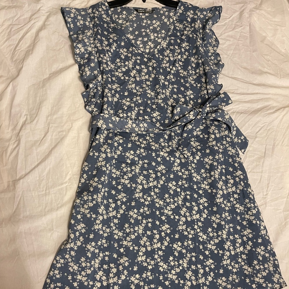 Blue white floral dress